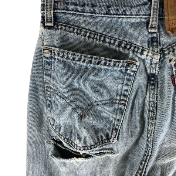 Levis Womens Jeans Vintage 560 Loose Fit Straight Leg Light Wash Size 4 - Picture 6 of 9